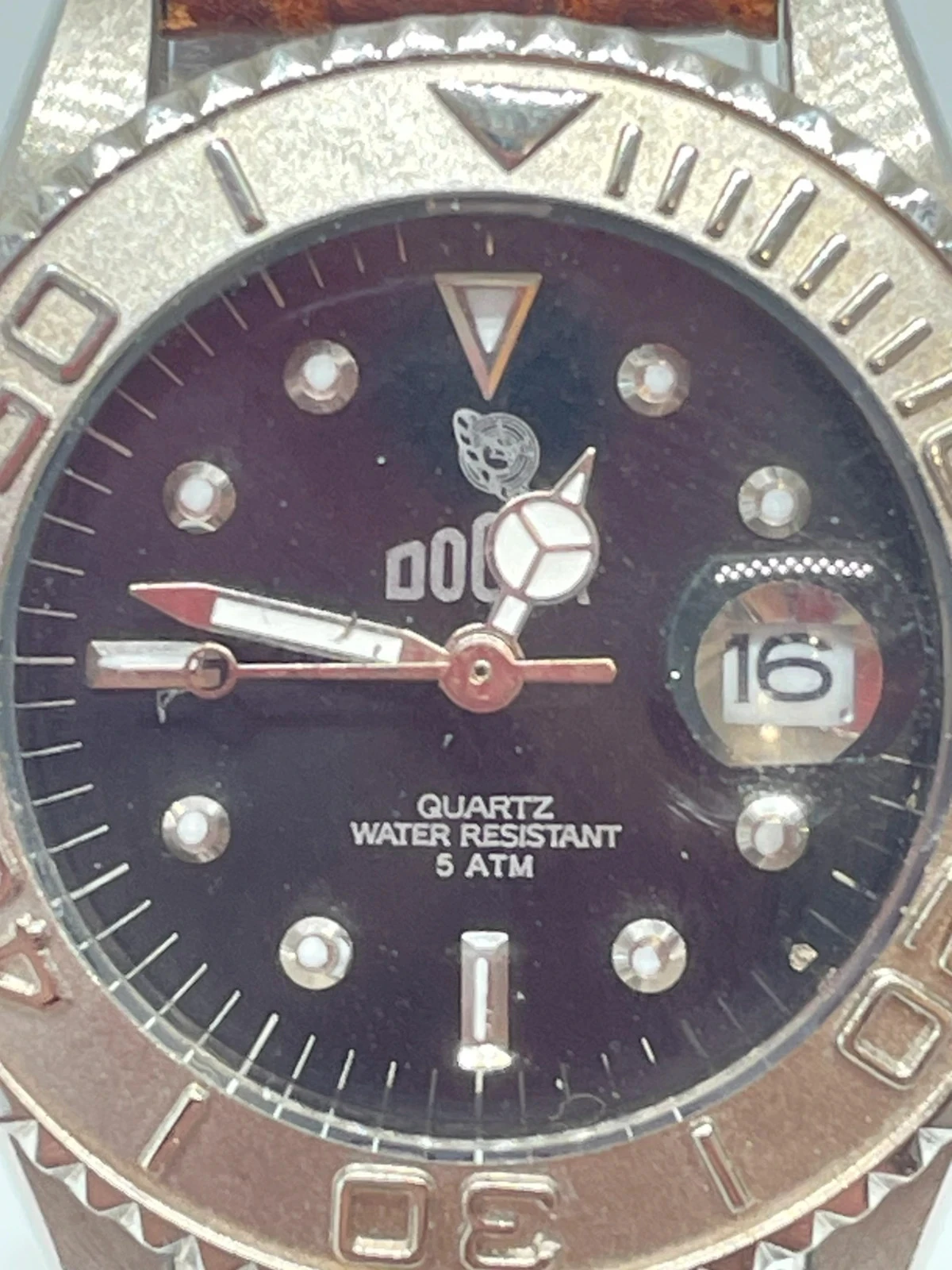Relógio Marca Dogma Vintage Anos 90 em perfeito estado, pulseira nova Muito elegante – photo 12